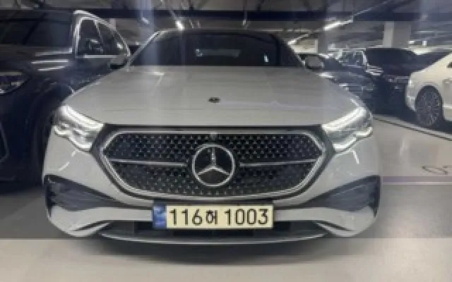 무쏘칸 중고차 E-클래스 W214 E300 4MATIC 매물 사진 12 - 2024/02 67,664km